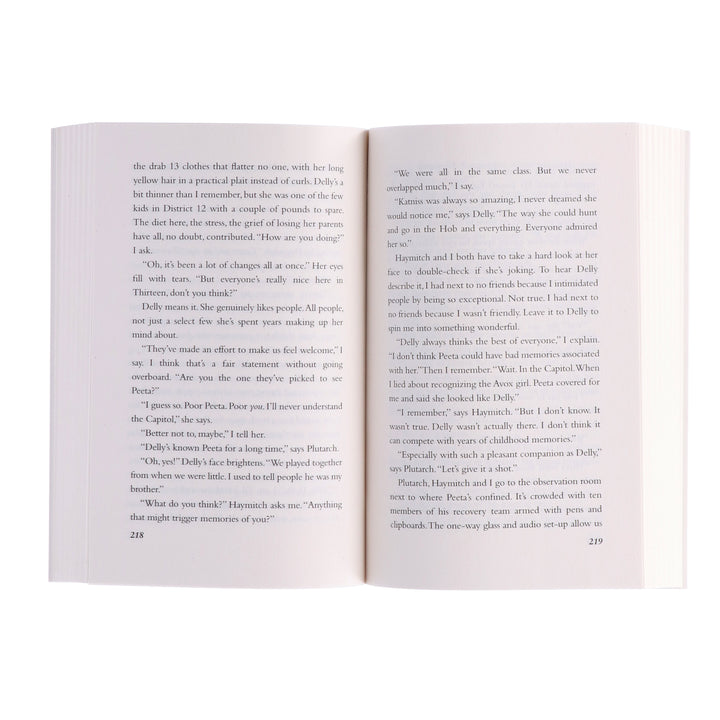 The Hunger Games Series by Suzanne Collins 4 Books Collection Set - Ages 12-18 - Paperback
