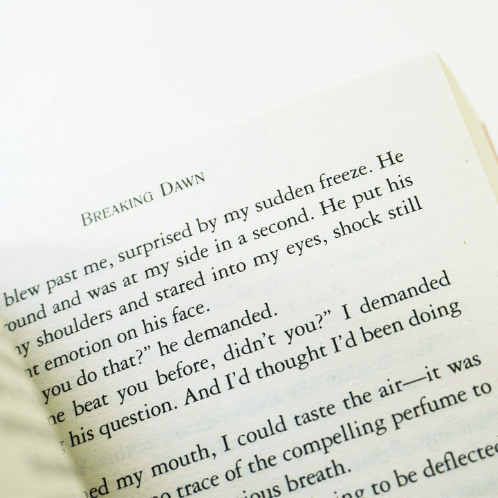 The Twilight Saga By Stephenie Meyer: 6 Books Collection Box Set - Ages 13+ - Paperback