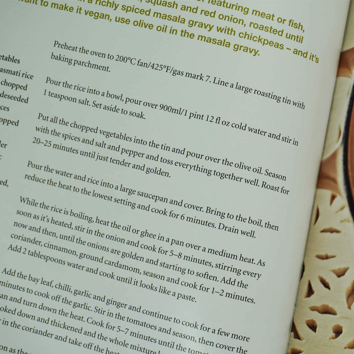 A Taste of Eid: A Celebration of Food and Culture - Recipes for Every Occasion By Emma Marsden - Hardback
