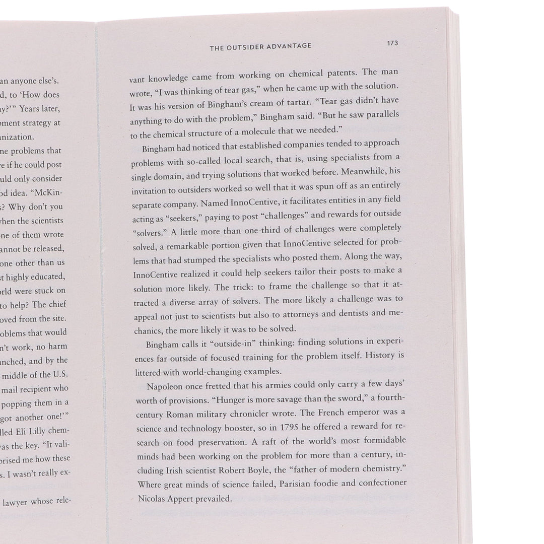 Range: How Generalists Triumph in a Specialized World By David Epstein - Non Fiction - Paperback