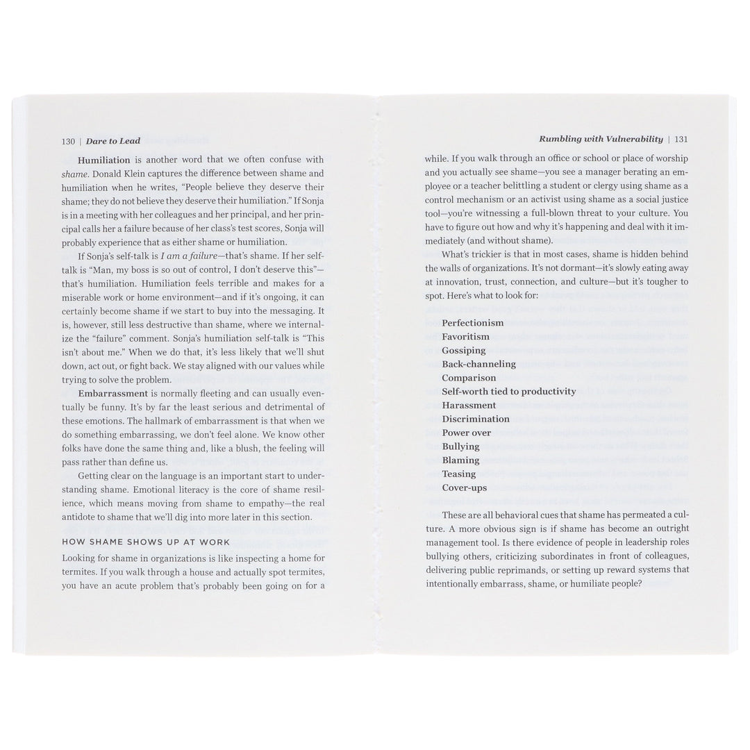 Dare to Lead: Brave Work. Tough Conversations. Whole Hearts: By Brene Brown - Non Fiction - Paperback