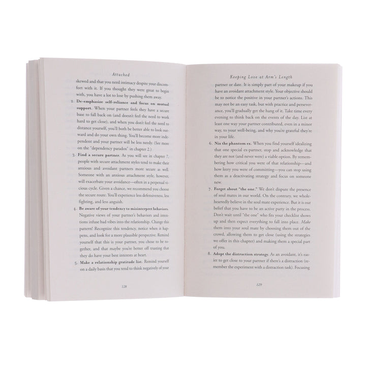 Attached: Are you Anxious, Avoidant or Secure? How the science of adult attachment can help you find – and keep – love by Amir Levine & Rachel Heller - Non Fiction - Paperback