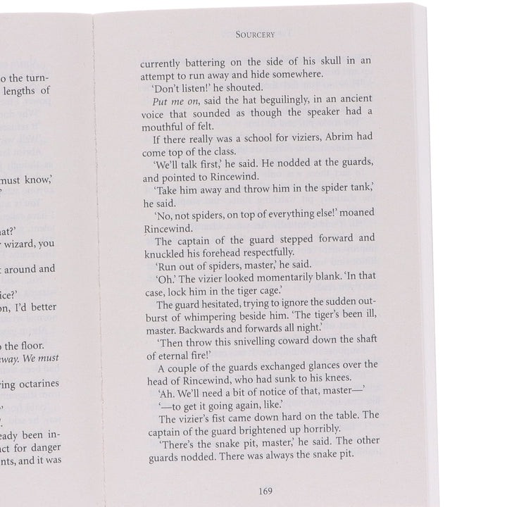 Discworld Series by Terry Pratchett: Book 1-5 Collection Set - Fiction - Paperback